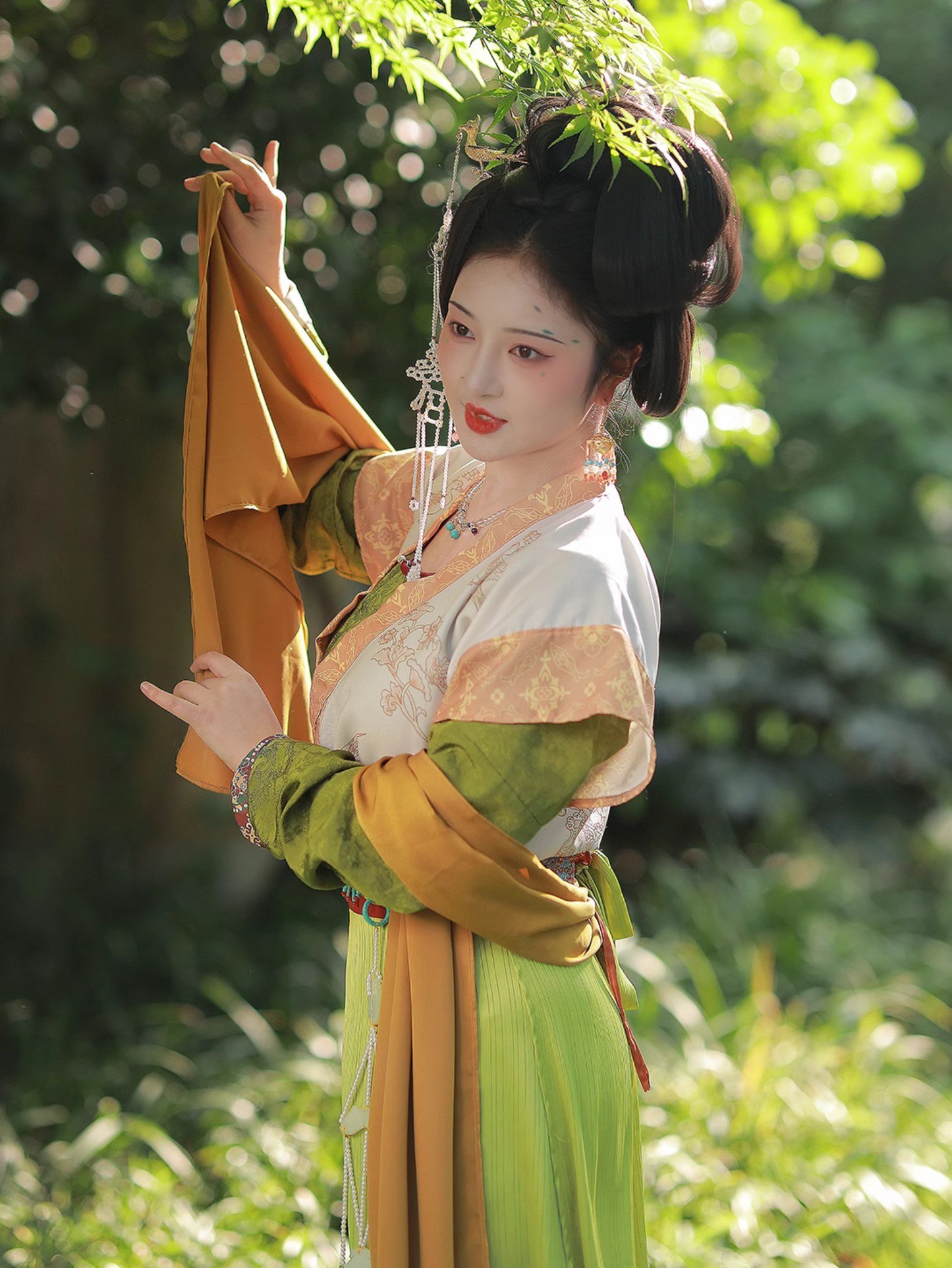 Cang Yuan 沧源 Set aus Banbi, Poqun und Ruqun aus der frühen Tang-Dynastie