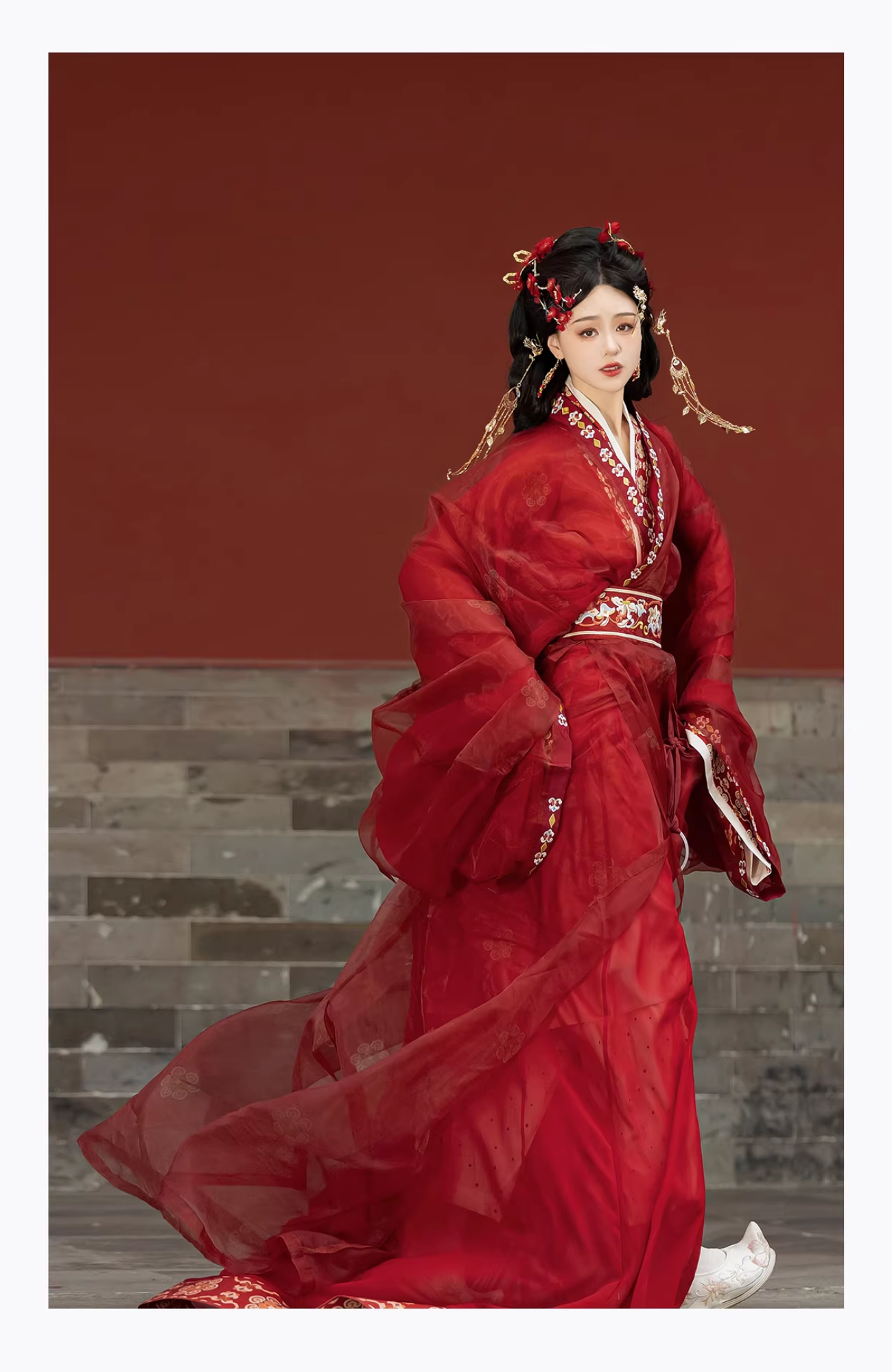 Bu Nian 不念 Loslassen Modernisierte Zhiju Robe mit geradem Saum im Stil der Streitenden Reiche, Komplettset