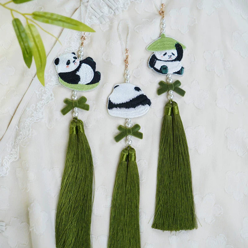 Xiong Mao 熊貓 懶熊貓雙面刺繡吊飾