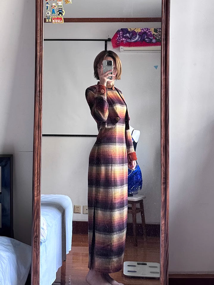 Lunyi Caocha 薰衣草茶 Lavendel-Tee 1940er Jahre inspiriertes kariertes Kaschmir-Woll-Qipao & verkürztes Blazer-Set