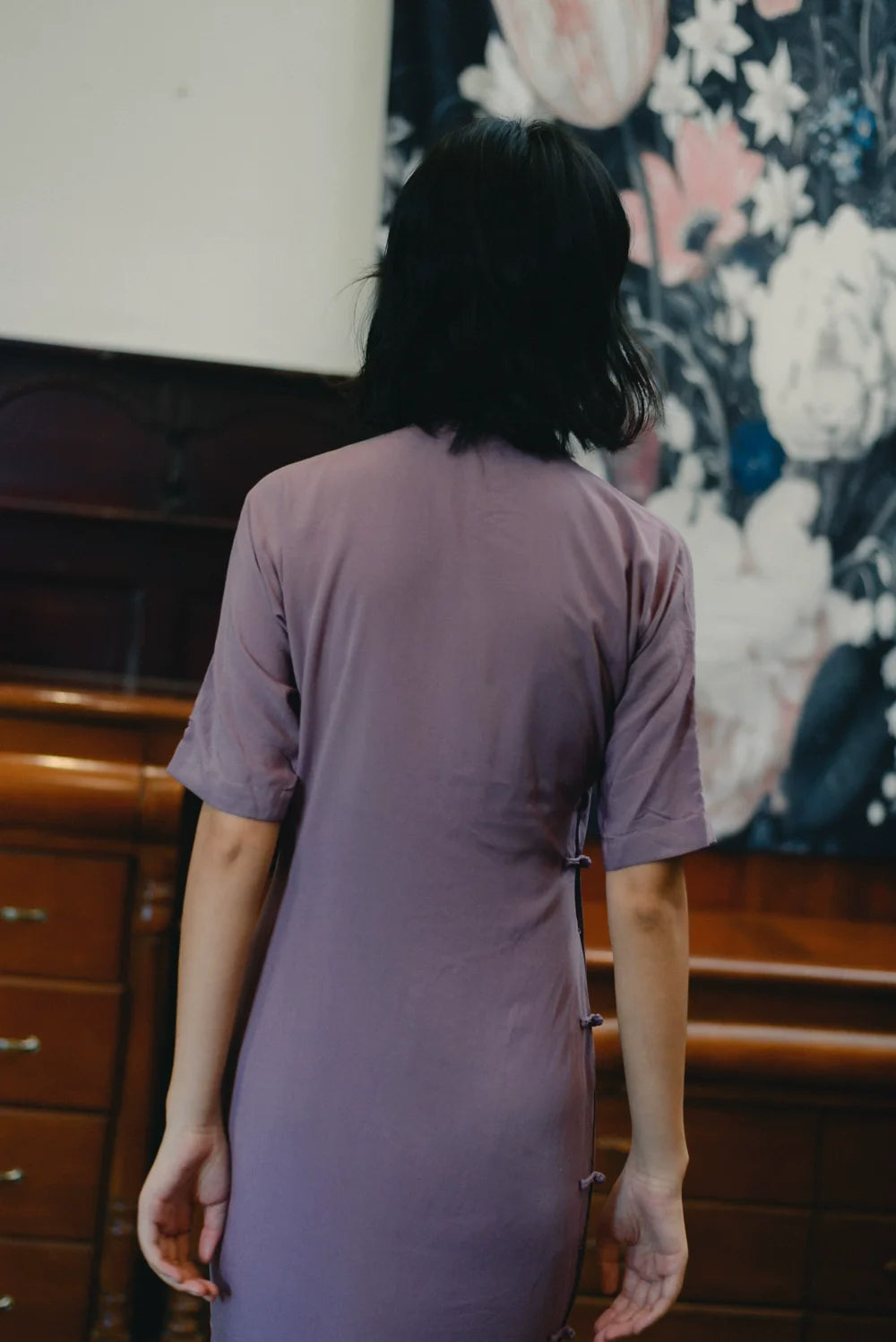 Qing Yan 轻烟 1930er Jahre Dusty Rose Halbarm Alltags-Qipao