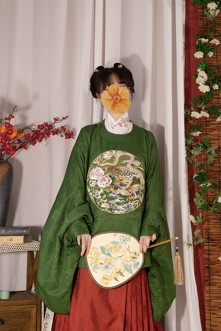 芍藥與龍 明制繡花圓領襖衫