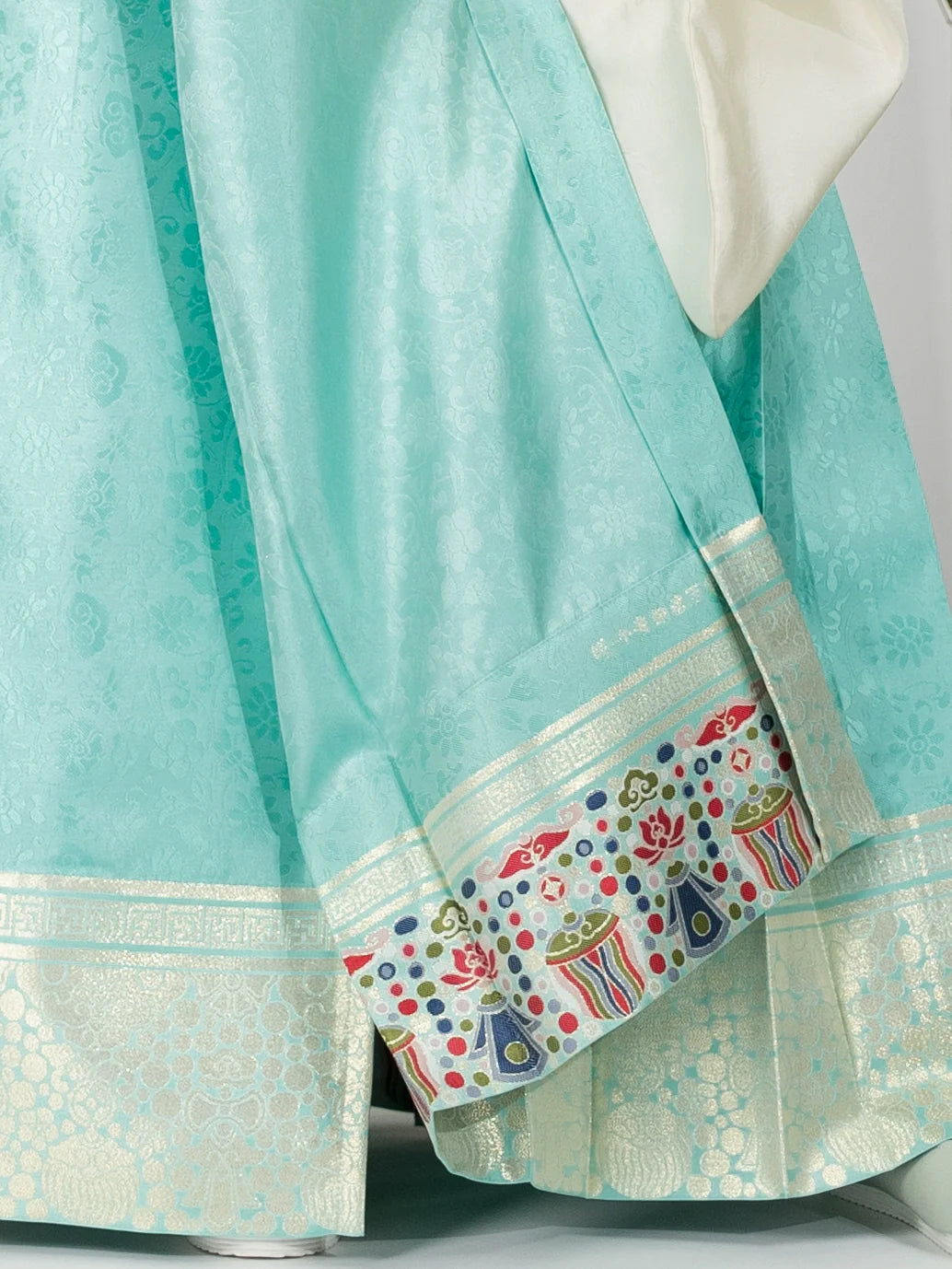 Wan Zi 万字 Thousand Words Ming Dynasty Mamian Skirt