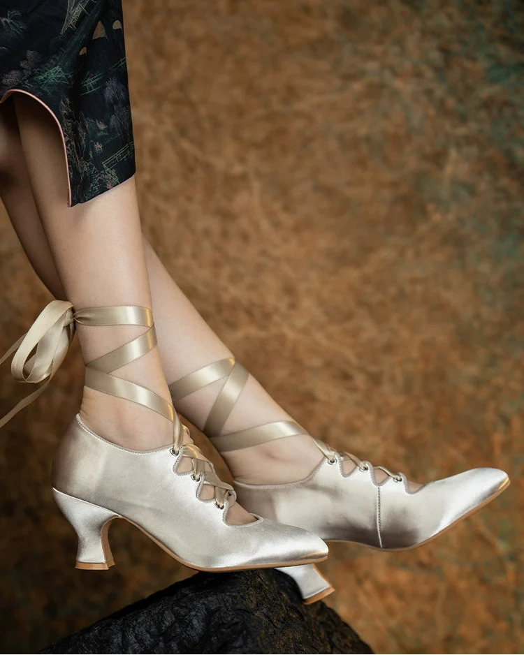 Si Wu 丝舞 Dancing Silk 1910s Genuine Leather Wine Glass Heel Lace Up Shoes