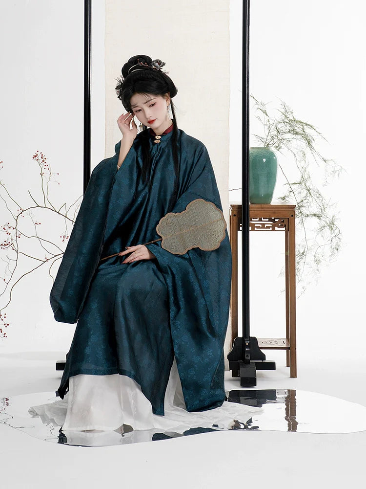 Zhezhi Mei 折枝梅 Broken Plum Blossom Ming Dynasty Changshan Standing Collar Shirt