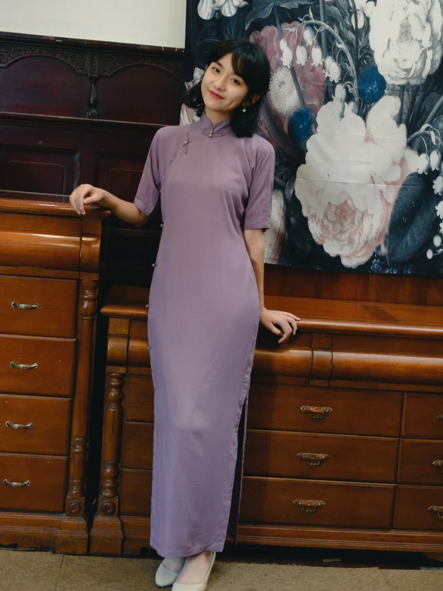 Qing Yan 轻烟 1930er Jahre Dusty Rose Halbarm Alltags-Qipao