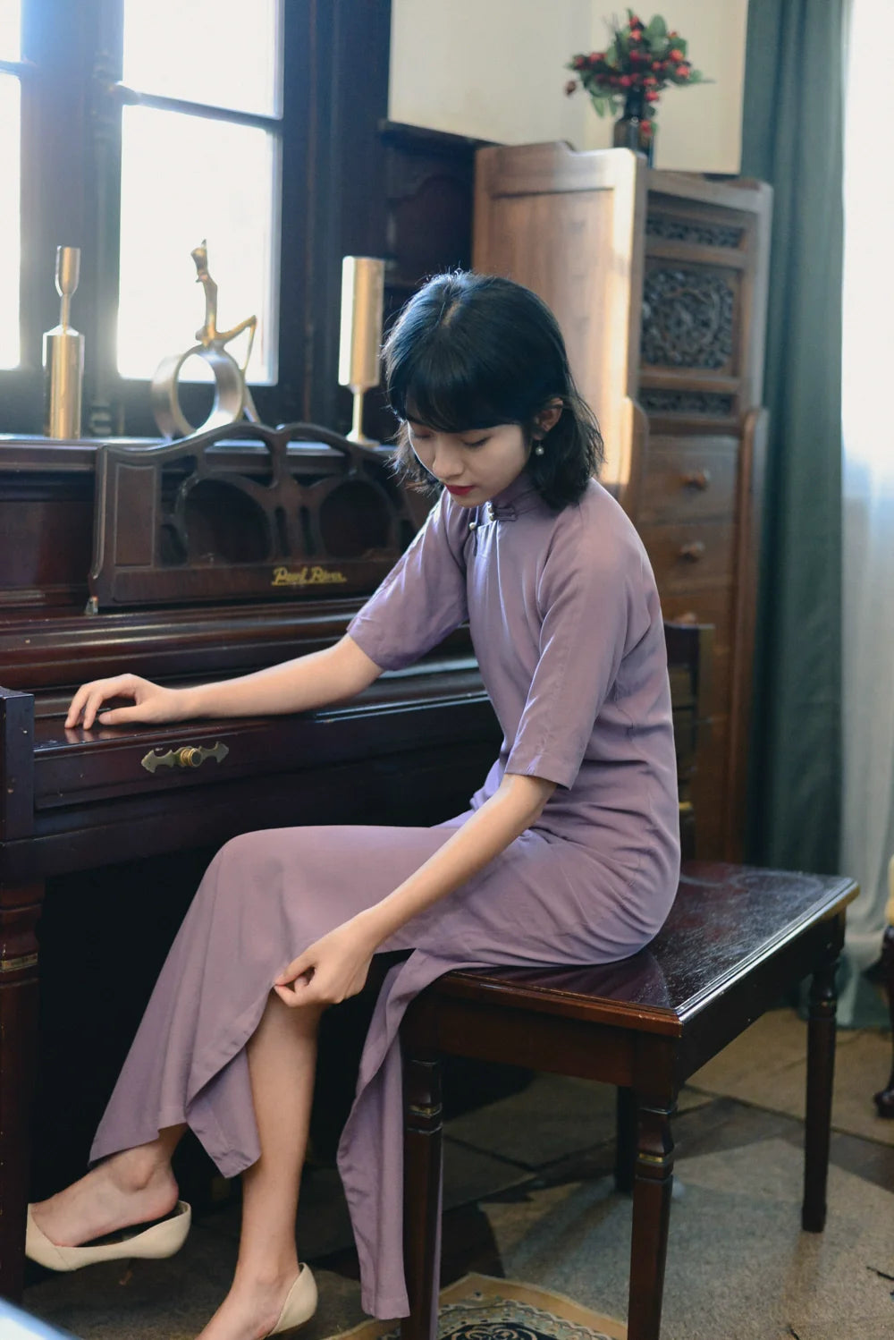 Qing Yan 轻烟 1930er Jahre Dusty Rose Halbarm Alltags-Qipao