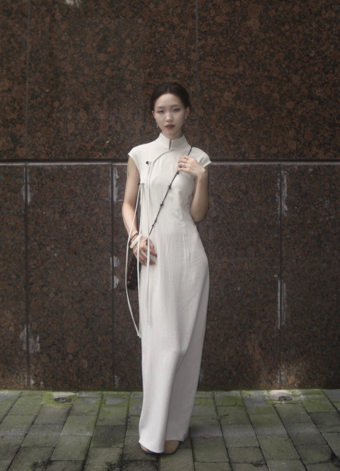 Wu Jian 无间 Without Separation Modernized Tassels Linen Blend Cap Sleeve Qipao