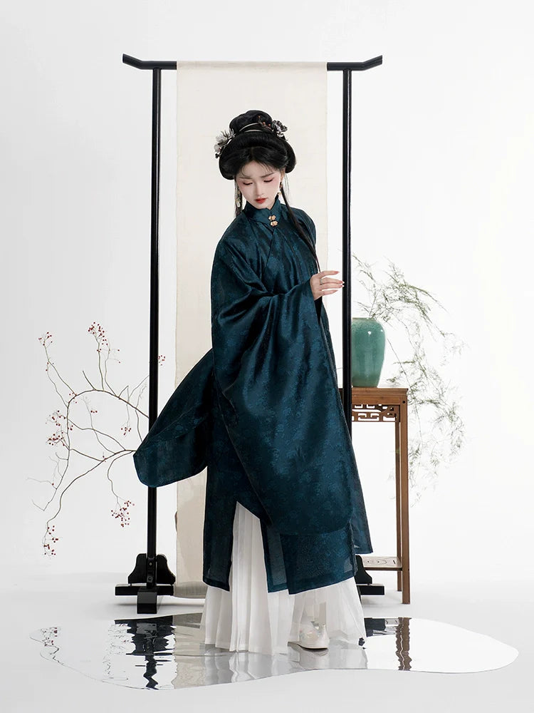 Zhezhi Mei 折枝梅 Broken Plum Blossom Ming Dynasty Changshan Standing Collar Shirt