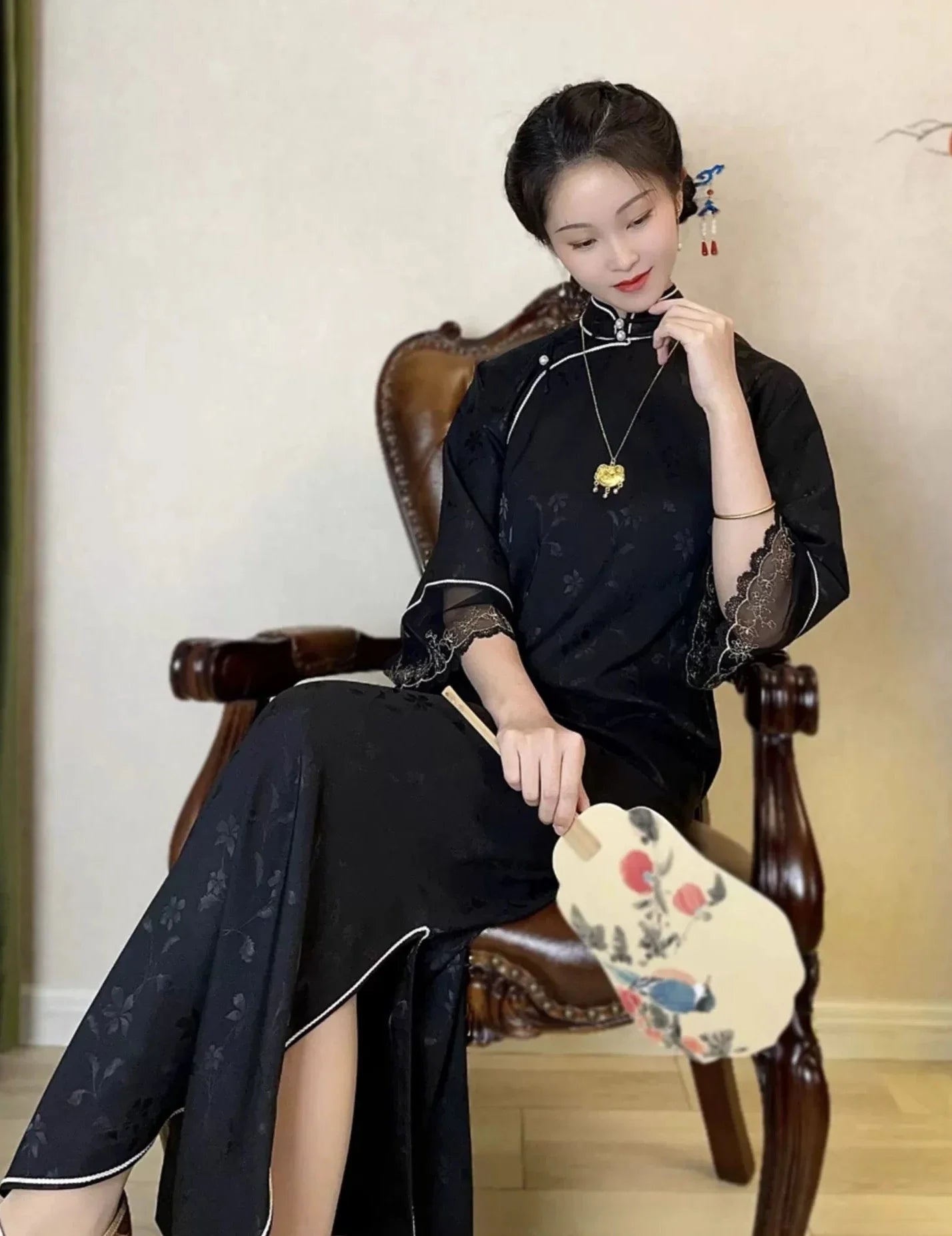 桔梗野花 1920 年代黑色蕾絲緞面旗袍