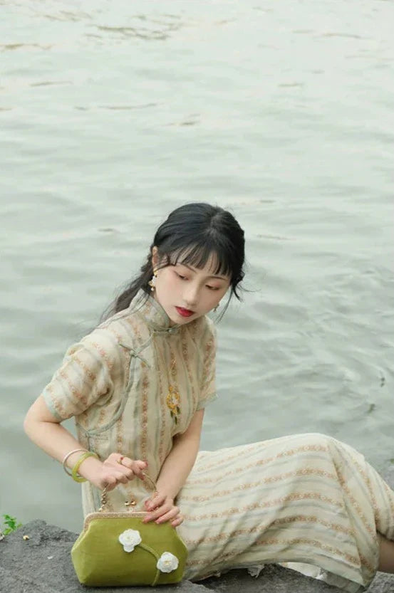 Cai Cao 采草 Kräutersammeln 1930er Doppellagiges Ramie-Pflanzen-Kurzarm-Qipao