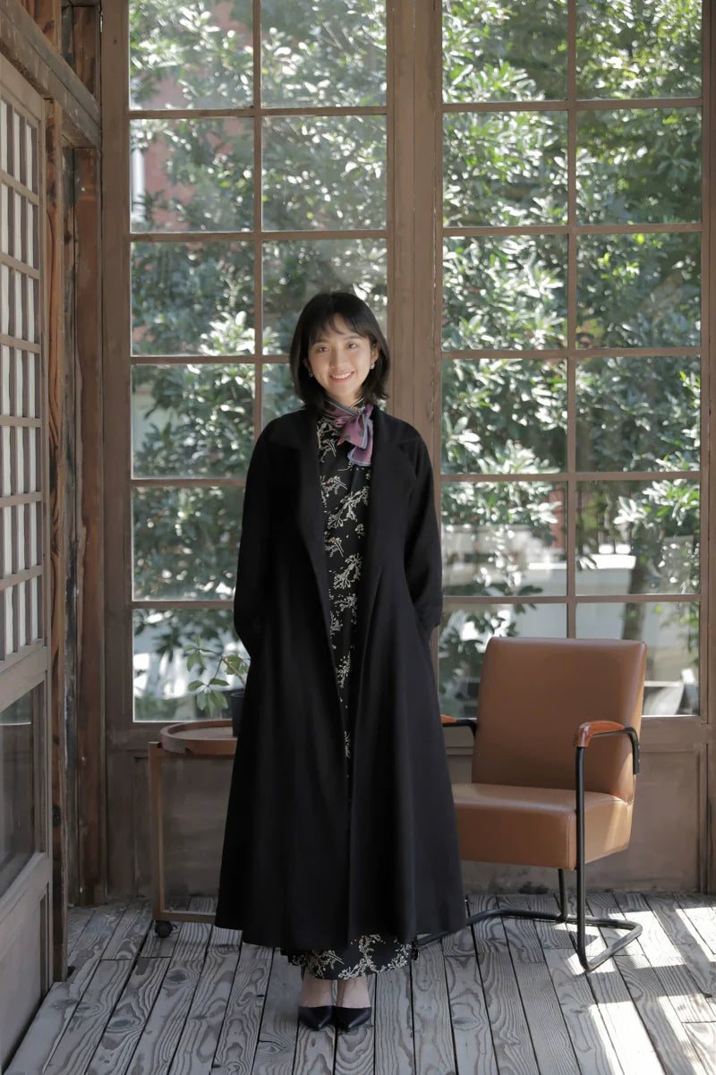 Mu Feng 沐风 „Reiner Wind“ A-linienförmiger Trenchcoat aus Wollmischung, inspiriert von den 1930er Jahren
