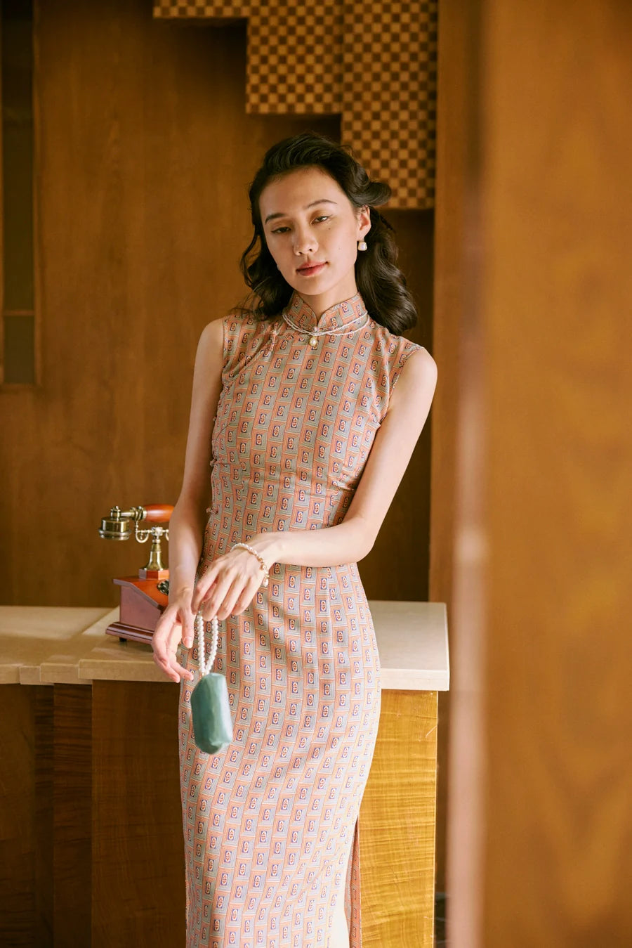 Li Sha 麗莎 Lisa 1940年代中世紀幾何無袖日常旗袍