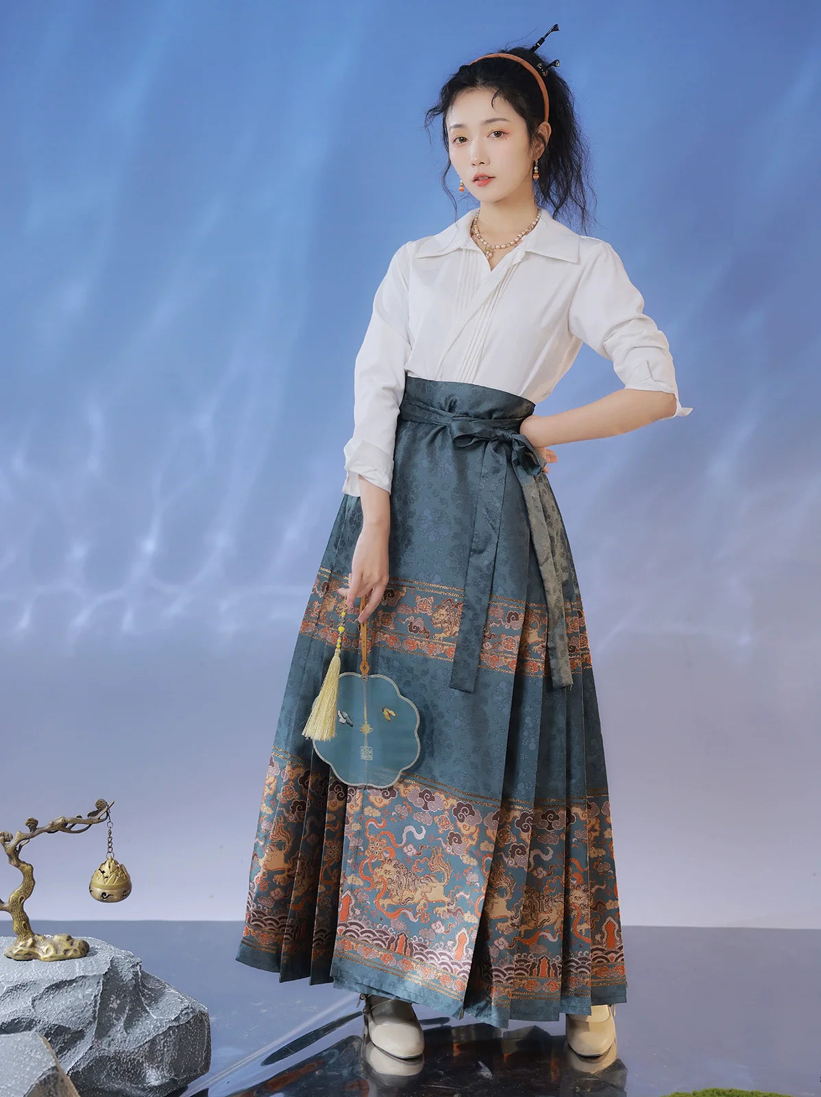Shizi 狮子 Löwen-Mamianskirt