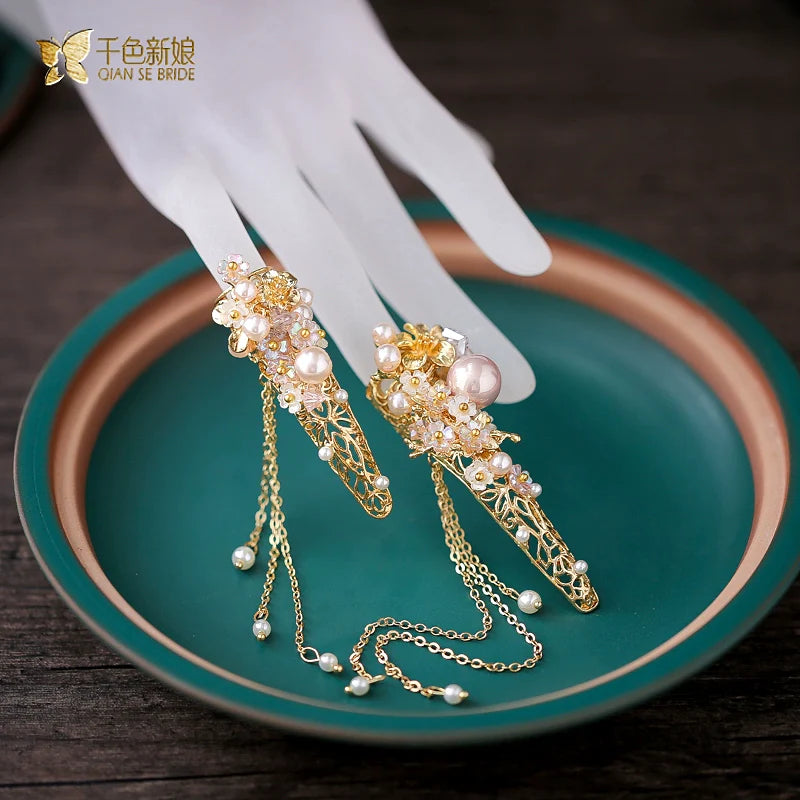 Lóng Huā 龙花 Drachenblume Fingernagelschützer im neuen chinesischen Stil