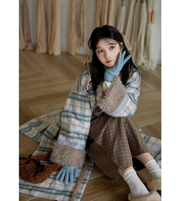 Xue Hou 雪后 After the Snow Modernized Ming Yuanling Pi Ao Fuzzy Coat & Xuanqun Skirt Set