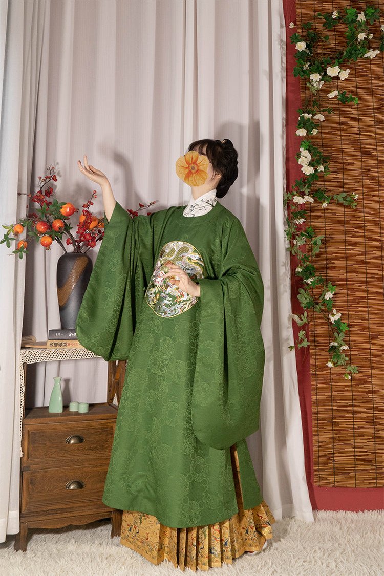 芍藥與龍 明制繡花圓領襖衫