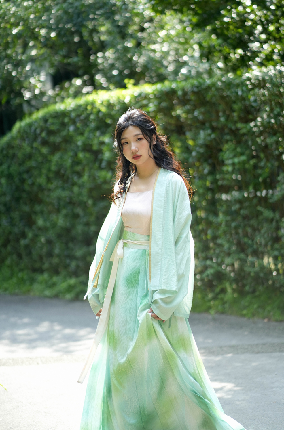An Xiang 暗香 遠香現代改良宋制飛機袖擺疊裙套裝