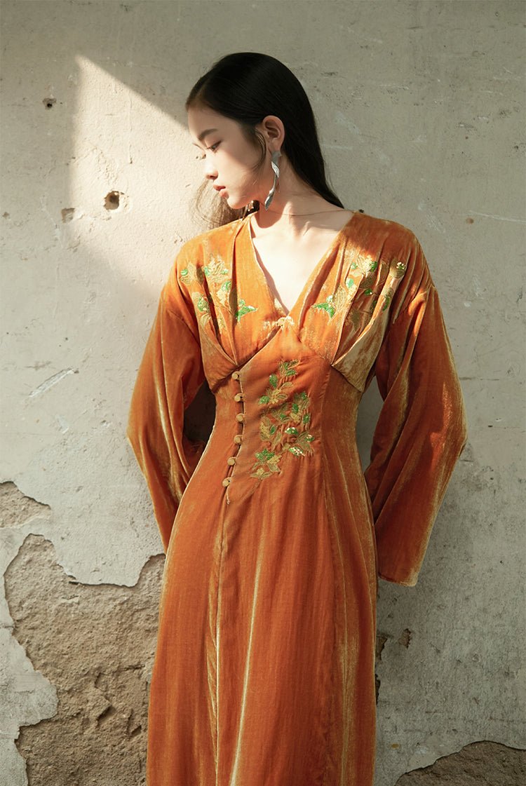 Ci Xiu 刺绣 Osmanthus Stickerei Samtkleid im neuen chinesischen Stil