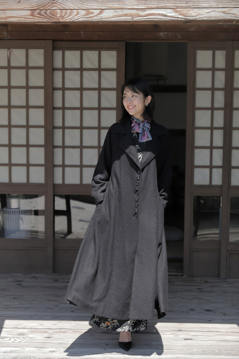 Mu Feng 沐风 „Reiner Wind“ A-linienförmiger Trenchcoat aus Wollmischung, inspiriert von den 1930er Jahren