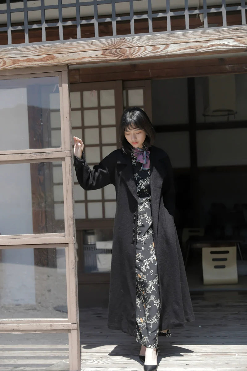 Mu Feng 沐风 „Reiner Wind“ A-linienförmiger Trenchcoat aus Wollmischung, inspiriert von den 1930er Jahren