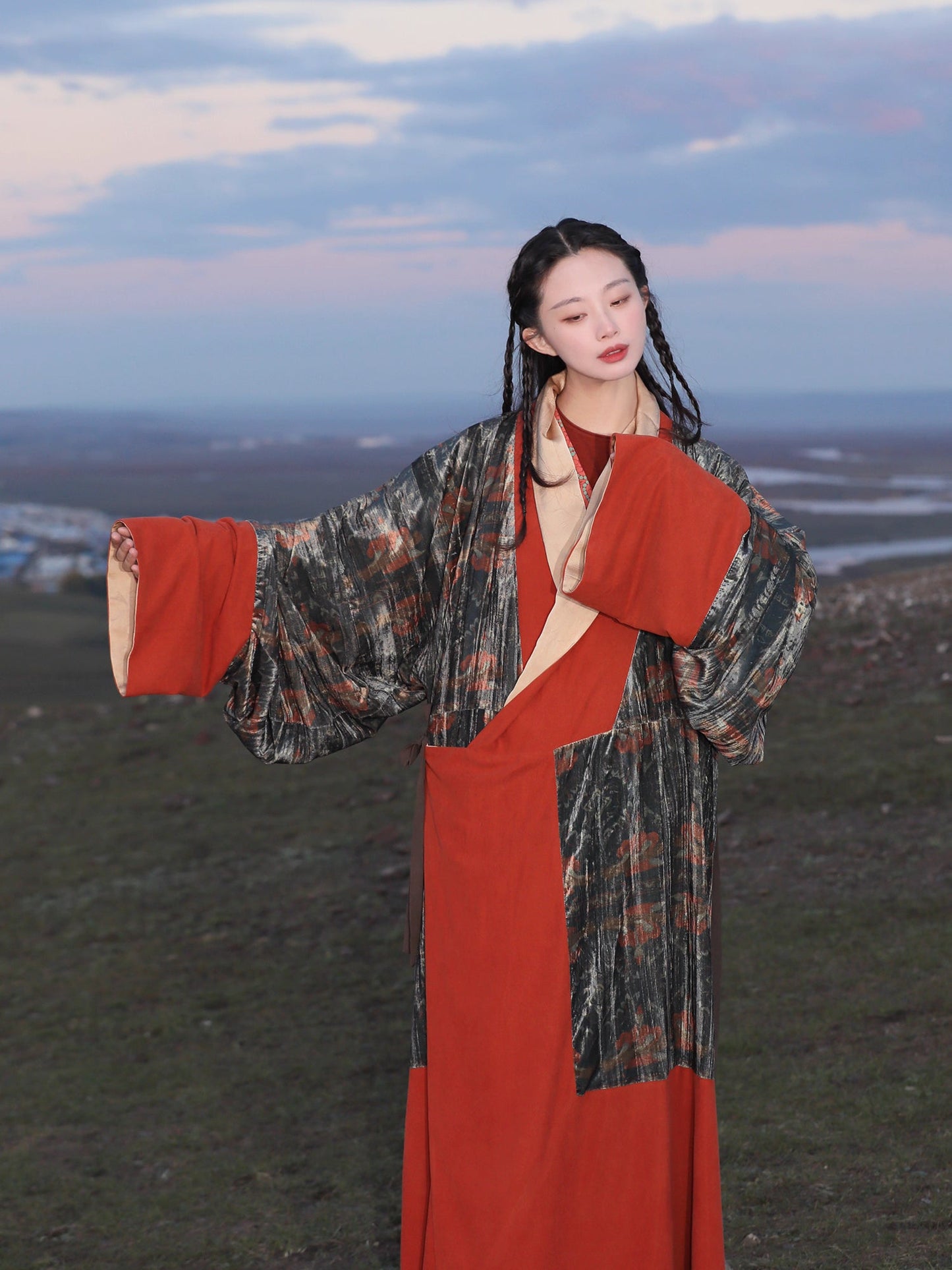 Fu Qin 抚琴 Playing the Zither Modernized Han Reversible Velvet Zhiju Straight Hem Robe Coat